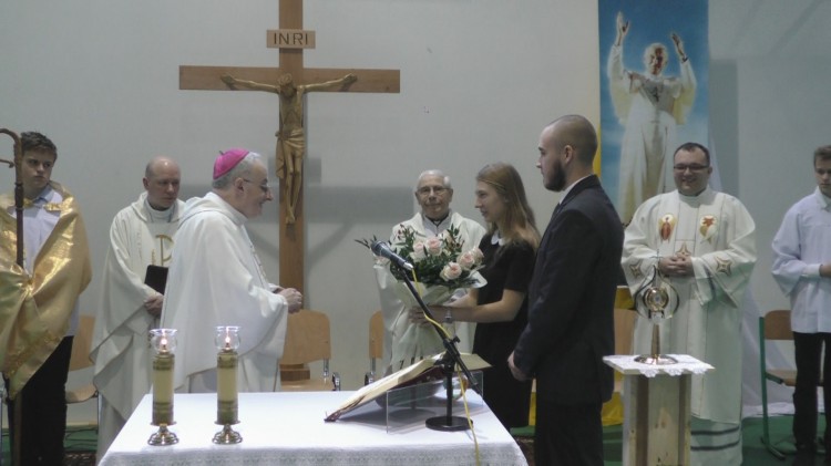 Poświęcenie kaplicy szkolnej w Zespole Szkół Katolickich w Malborku.&#8230;