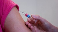 Bezpłatne szczepienia przeciw pneumokokom realizowane przez dwa podmioty&#8230;