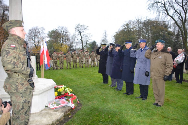 Dzień Pamięci na Cmentarzu Żołnierzy Wspólnoty Brytyjskiej w Malborku&#8230;