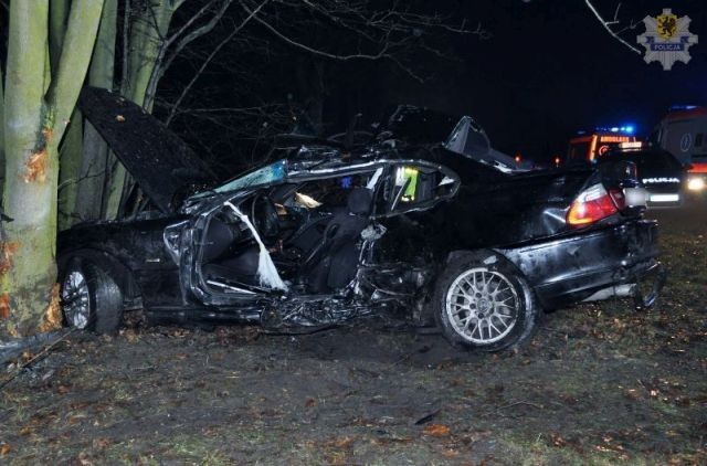 Kierowca BMW stracił panowanie nad autem... - 02.01.2018